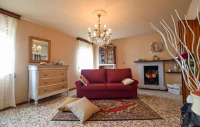 Cozy Home In Camaiore With House A Panoramic View